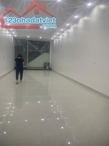 Bán nhà đẹp thị xã  Thuận Thành Bắc Ninh