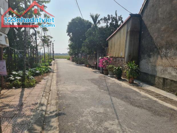 Siêu phẩm duy nhất tại Thượng Trưng, Vĩnh Tường, Vĩnh Phúc - Bán đất 395.9m2. - 2