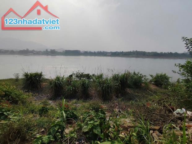 Bán 650M bám sông Đà siêu đẹp_250M thổ cư đường 2 ô tô tránh_Ba Vì Hà Nội_3,x tỷ - 1