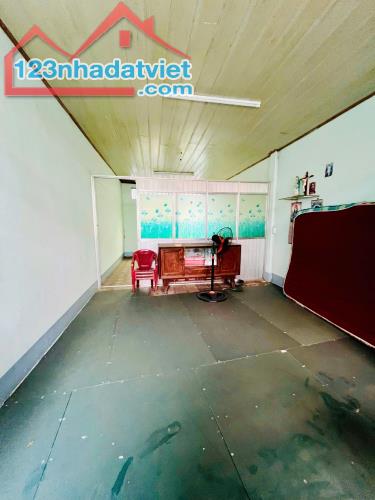 Bán nhà hẻm rộng Phạm Thế Hiển,P.6,Q.8,dt: 4 x 13 nhà xây 2 tầng 3 Tỷ 480. - 1