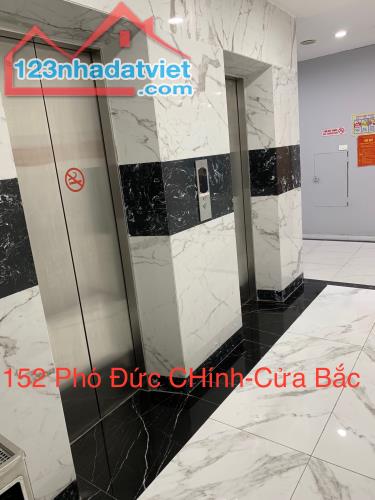CHo thuê văn phòng 12 tầng, 152 Phó Đức Chính, Cửa Bắc trống DT 250m2, 125m2 giá chỉ từ 26 - 3