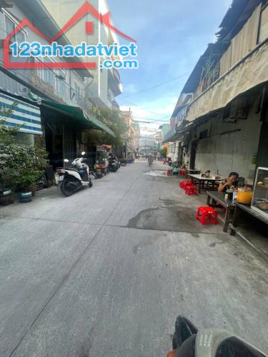 Bán nhà MT 3 tầng 4PN+3WC - Nguyễn Duy Quận 8 giá chỉ 5,9Tỷ còn TL - 2