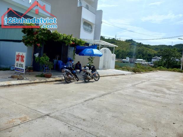 Lô góc NGỘP RẺ143m2(2tỷxx) sát đường TRẦN BÁ, TT DIÊU TRÌ, B Định - 3