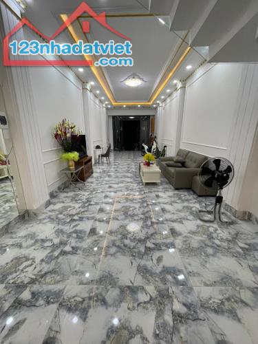 BÁN NHANH TRONG TUẦN. TRẦN VĂN KIỂU. QUẬN 6. NHÀ 5 TẦNG GIÁ 15,2 TỶ. DIỆN TÍCH 75m2.
