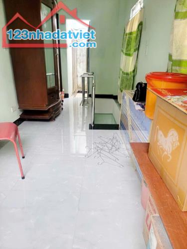 ♪ 1.63 tỷ Nhà 2 mê đúc, Kiệt thẳng ra đường Nguyễn Trãi, Phố Chợ Hải Châu, Triệu Nữ - 3
