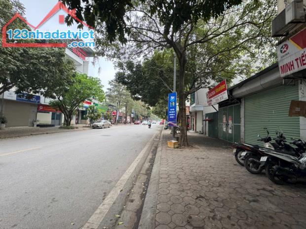 Đất đẹp hiếm đường 22m kinh doanh đỉnh Phố Phạm Khắc Quảng DT 40m2 . Giá 11.8 tỷ - 2