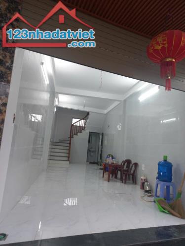 Cho thuê nhà 5 tầng mới đẹp tại khu Đồng Tía, Chúc Sơn, Chương Mỹ, Hà Nội - 2