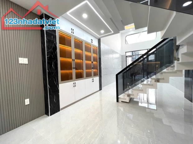 Siêu phẩm lên sóng Trung tâm quận  Bình Tân khu nhà phố cao cấp 4 x 24,chỉ 6.9 tỷ - 3
