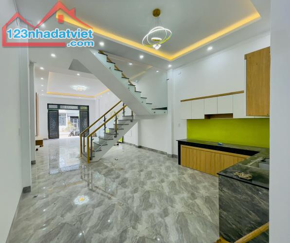 NHÀ CỰC ĐẸP HOÀN THIỆN 5X21 SỔ HỒNG THỔ CƯ CUỐI ĐỒNG KHỞI 600TR SỞ HỮU - 3