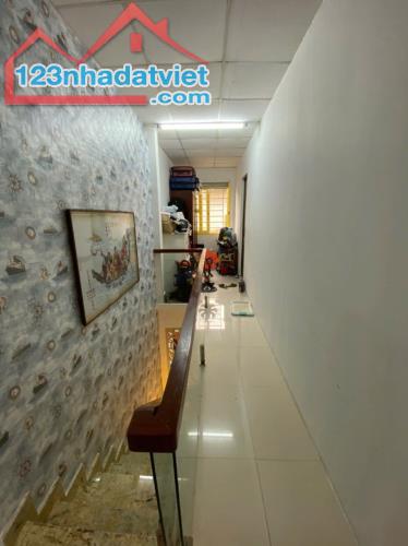 HẺM XE HƠI TỚI CỬA --LÊ ĐÌNH CẨN BÌNH TÂN --62M2--2 TẦNG--GIÁ CHỈ :3_99 TỶ (TL) - 3