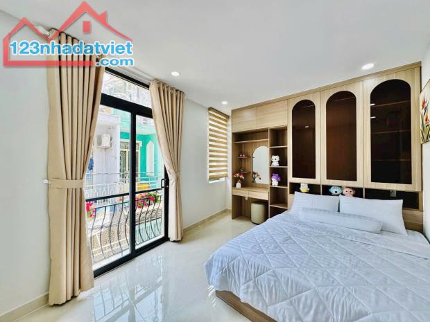Nhà Mới 100%, 1 Sẹc Ô Tô, 120m², 3PN 4WC – Bán Gấp Chỉ 2 Tỷ 1 – Thủ Dầu Một - 4