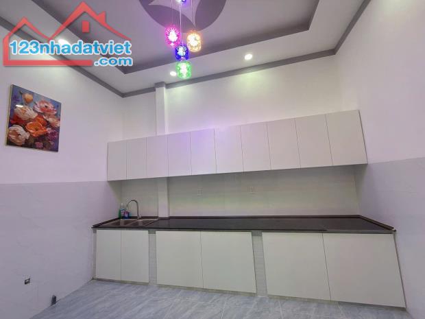 NHÀ THỔ CƯ MẶT TIỀN ĐƯỜNG XE TẢI THÔNG GẦN CHỢ SƠN ĐÔNG - 4