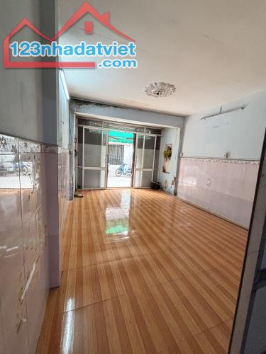 Bán Nhà Ngay Tỉnh Lộ 10- 2 TẦNG - 40m² - CHỈ 2.9 TỶ - BÌNH TÂN
