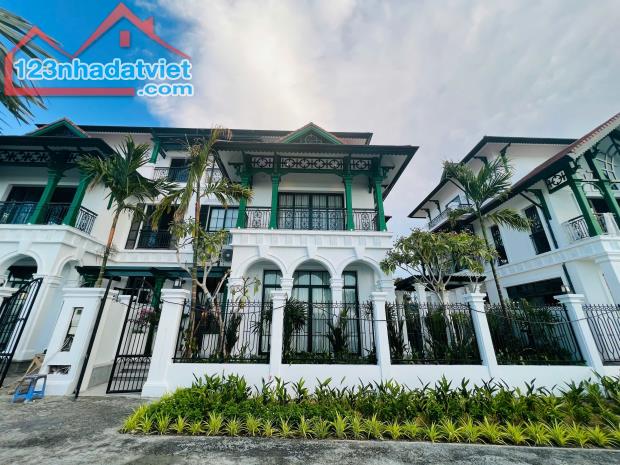 DUY NHẤT 1 SUẤT NGOẠI GIAO LIỀN KỀ ĐỐI DIỆN VƯỜN HOA, DT 60M2, XÂY 5 TẦNG 1 HẦM, MT 4M,