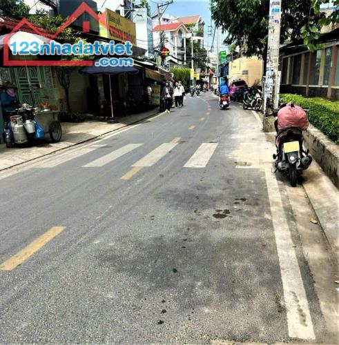 Hóc Môn Bán Nhà Mặt Tiền Kinh Doanh đường Nguyễn Hữu Cầu Ngang 7,9m Giá 15,2ty - 2