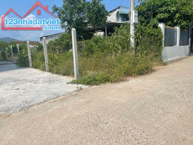 Bán đất Diên Đồng giá rẻ full thổ cư đường thông sát bên trục đường nhựa liên xã