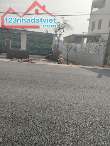 Mặt đường TL lộ 288 ô tô, kinh doanh Thái Sơn 90m, đất, mặt tiền 15m, 1 tỷ Bắc Giang.