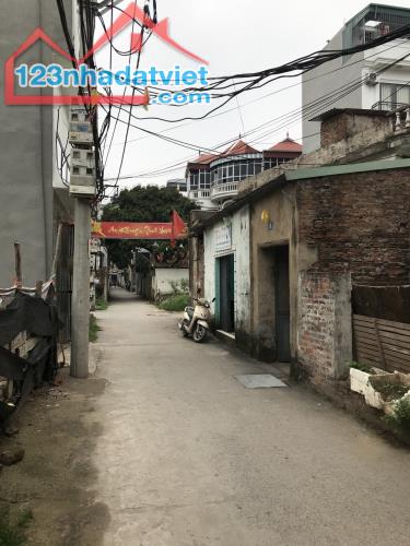 🏠 BÁN NHÀ LÔ GÓC 3 MẶT THOÁNG - VF7 2 CUA VÀO TẬN PHÒNG KHÁCH – 5PN – GIÁ CHỈ 5 TỶ 100 TR