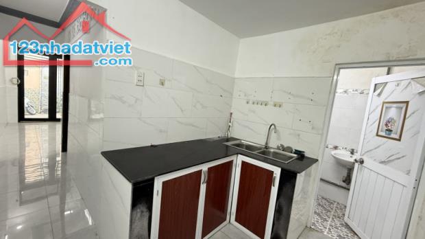 Bán nhà 2 sẹc Phan Huy Ích 45m2 hẻm 3m – Giá 3,7 Tỷ tl. - 2