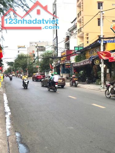 Bán nhà mặt tiền 536,2m2 giá 59,9 tỷ Đường Phan Văn Khối