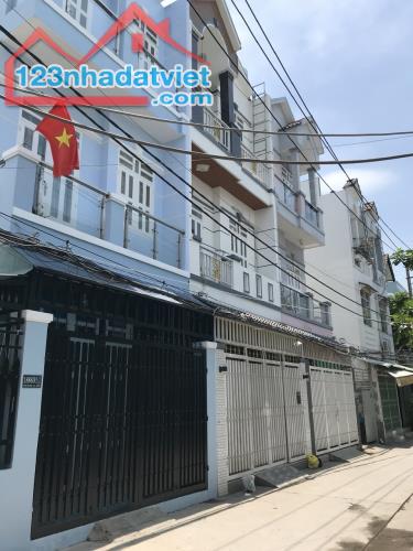 BÁN ĐẤT 65m2 HẺM XE HƠI HUỲNH TẤN PHÁT- Giá 3,.tỷ - 5
