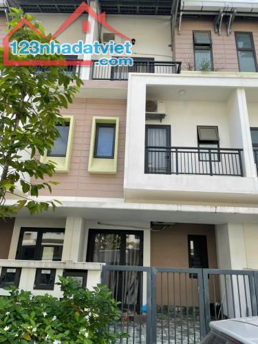 Cho thuê nhà nguyên căn, full nội thất trong Khu Đô Thị Belhome Vsip Bắc Ninh