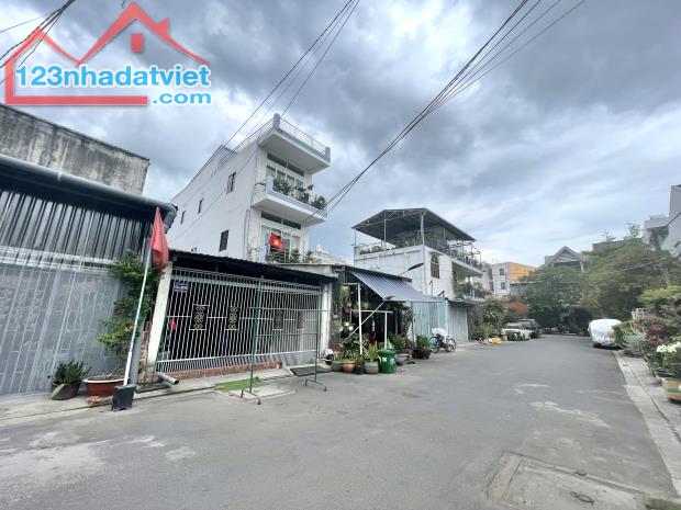 🌴 Bán nhà 3 tầng mới - 64mv, Hoàn công chuẩn - Hẻm xe hơi - Tặng full nội thất. - 5