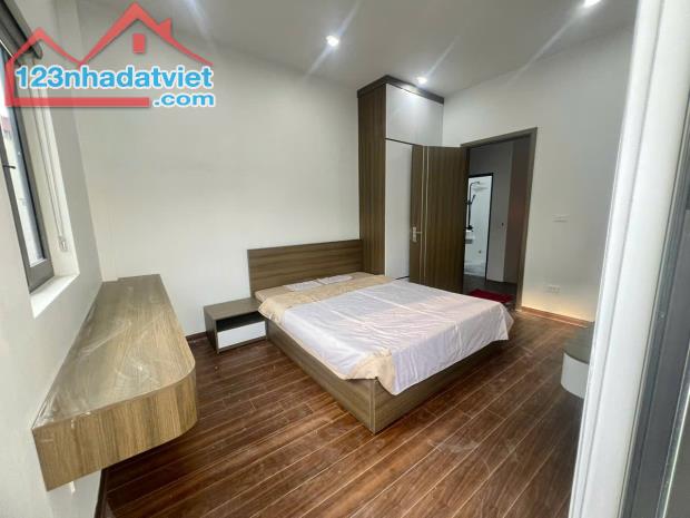 ( HÀNG CHÍNH CHỦ F0 ) 6.7 TỶ ✅TRƯƠNG ĐỊNH - Đầu Chợ Mơ - 33m2 - 5T - 3 Ngủ, 50m ra MP - 3