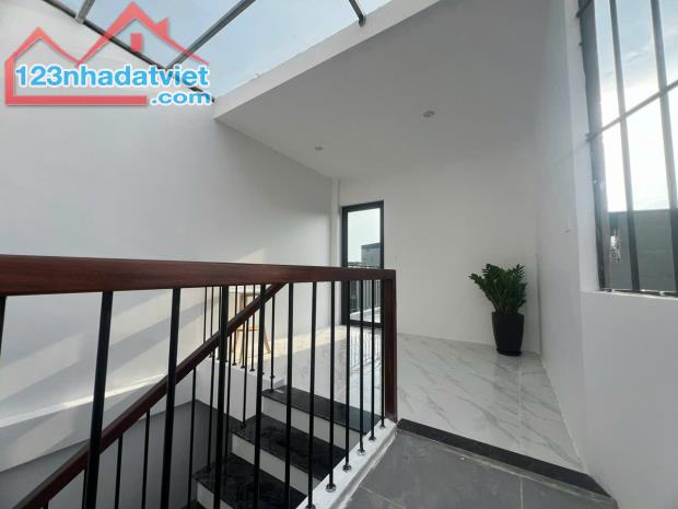 ( HÀNG CHÍNH CHỦ F0 ) 6.7 TỶ ✅TRƯƠNG ĐỊNH - Đầu Chợ Mơ - 33m2 - 5T - 3 Ngủ, 50m ra MP - 4