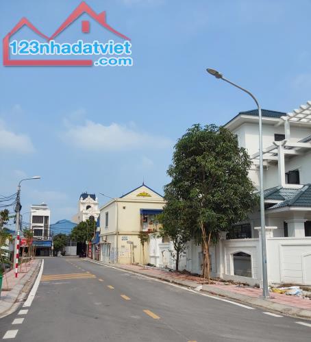 💥 Gảm 40tr Lô  60m2, ngang 4,33m, đường oto tránh,Quỳnh Hoàng nam sơn,An Dương còn 1,85ty - 4