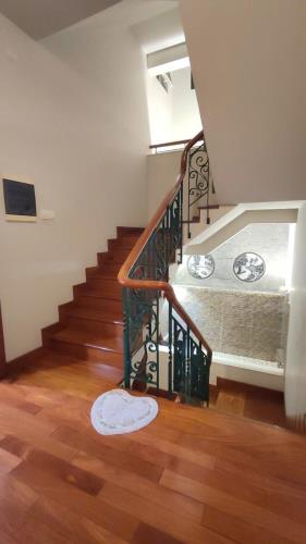 Bán nhà mặt tiền Nguyễn Thành Ý 240m 4 lầu chỉ 138 tỷ Phường Đa Kao Quận 1 - 2