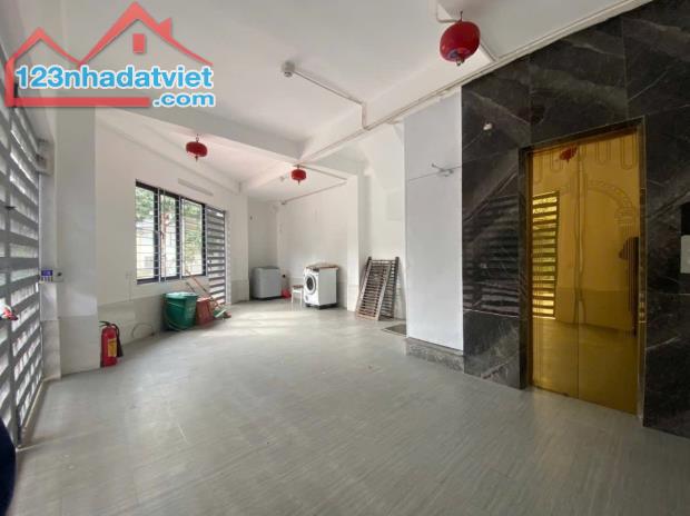 LÔ GÓC CCMN DÒNG TIỀN DV ĐÌA LÃO, Ô TÔ, VỈA HÈ, THANG MÁY 48M x 7TẦNG CHỈ 13.2 TỶ - 5