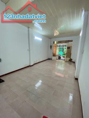 Bán nhà HXH Phan Văn Trị, p2, Q5 khu hiếm nhà bán, sát mặt tiền, giá nhỉnh 8 tỷ - 4