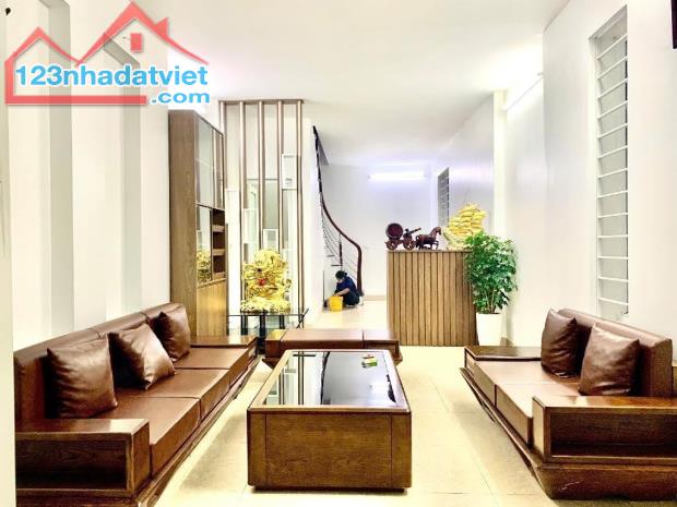 CHÍNH CHỦ BÁN NHÀ MỄ TRÌ – LÔ GÓC – NHÀ MỚI – GẦN CÔNG VIÊN – GIÁ CỰC TỐT CHỈ 6.5 TỶ 🔥