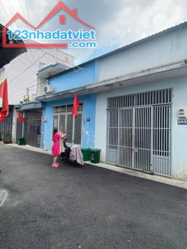 Nhà xinh sổ hồng riêng góc 2 mặt hẻm đường nhựa 5m tân chánh hiệp 03 - 2