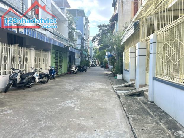 # Nhà Kiệt Ô tô 5m sát Chợ Đống Đa, 45m2, ngang 6m, Kinh doanh tốt, 3.5 tỷ - 1