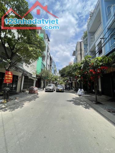 Nhà 2 MTKD Trước và Sau điều kd được DT: 4x30m nhà 5 tấm giá bán : 22 tỷ TL - 1