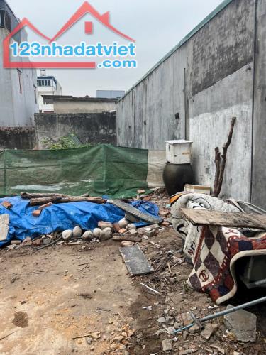 Bán đất Hải Thành 1 - Dương Kinh oto vào tận đất  - Diện tích : 84,2m2 - Mặt tiền 5m - 2