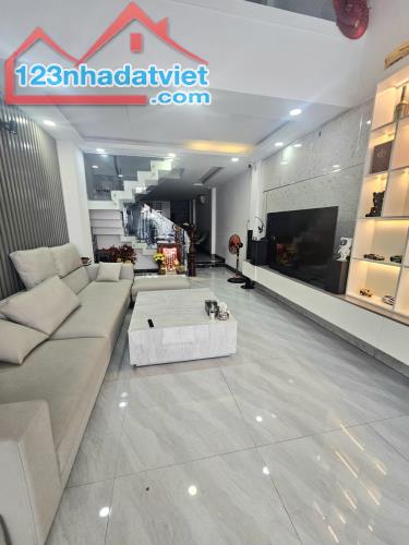 AN BÌNH - QUẬN 5 - SÁT MT - GẦN 70M2 - 5 TẦNG SIÊU ĐẸP - 7PN-7WC - HCĐ - 13.x tỷ TL - 4