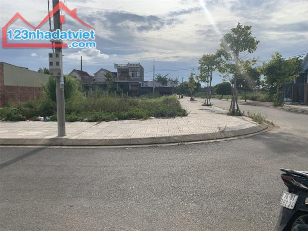 Bán lô góc Khu dân cư Tăng Long Angkora Tịnh Long hướng Đông Bắc, 175m2 SH Riêng, giá - 3