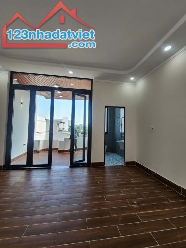 Bán Nhà đường nhựa, SHR có hoàn công Giáp Chợ Bình Chánh. - 5