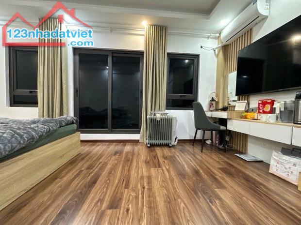 🌸 VIP NHÀ ĐẸP Ở NGAY-  BA BƯỚC RA PHỐ -  HAI BÀ TRƯNG- 5 TẦNG THANG MÁY - 38M2 -MT 5M - 2