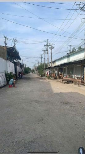 BÁN ĐẤT XƯỞNG 18X52=947M2,GẦN KCN TÂN ĐÔ,CẦU XÁNG - ĐỨC HÒA - 1