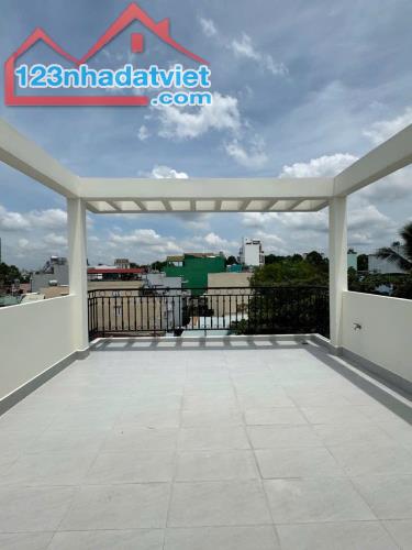 Bán nhà quận 11, đường Hòa Bình, 65m2, hẻm 8m thông, 5 tầng, 9.9 tỷ - 4