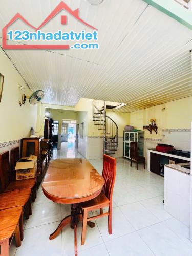 Bán nhà thổ cư ngay chợ Phú Thọ phường Trảng Dài Biên Hòa chỉ 3 tỷ 090tr - 2