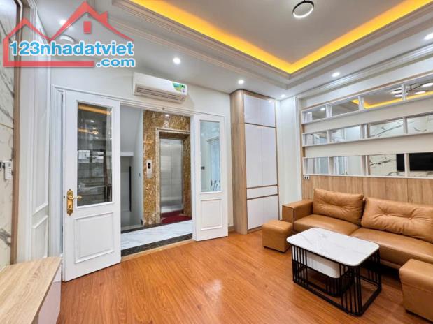 Phân Lô Hoàng Quốc Việt 55m x 6T, MT 4,5m, TM, ô tô tránh, KD đỉnh, Full NT 25,8 tỷ. - 1