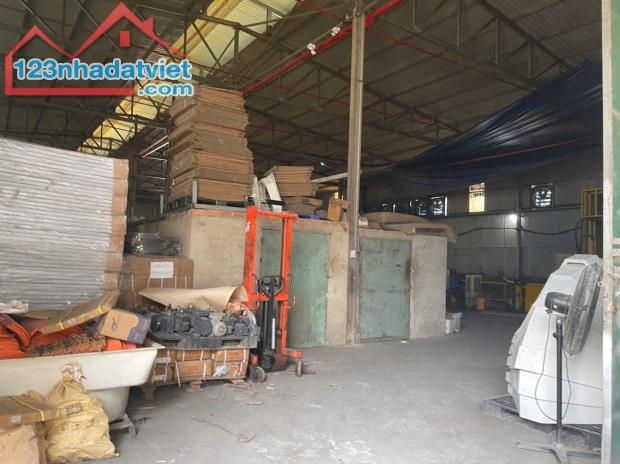 Bán xưởng mặt tiền đường nhựa 4300m2 Biên Hòa Đồng Nai có 22,5 tỷ