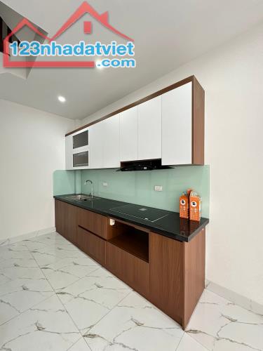 🎁NHÀ MỚI HOÀNG MAI _ MẶT NGÕ KINH DOANH SẦM UẤT RỘNG THÔNG THOÁNG - Ô TÔ ĐỖ CỔNG - 2