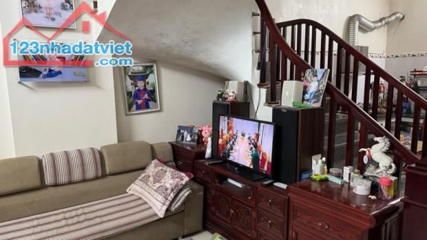 🏘️🏘️ BÁN NHÀ 3 TẦNG NGUYÊN KHÊ,Dt 100M, MT = 5M, NỞ HẬU FULL THỔ CƯ. Ô TÔ ĐỖ CỬA 🍀🍀