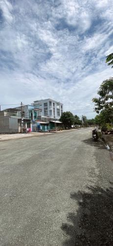 Lô đất 7.5x21m khu dân cư Long Thới đường 20m, Nguyễn Văn Tạo Nhà Bè giá 6,3 tỷ